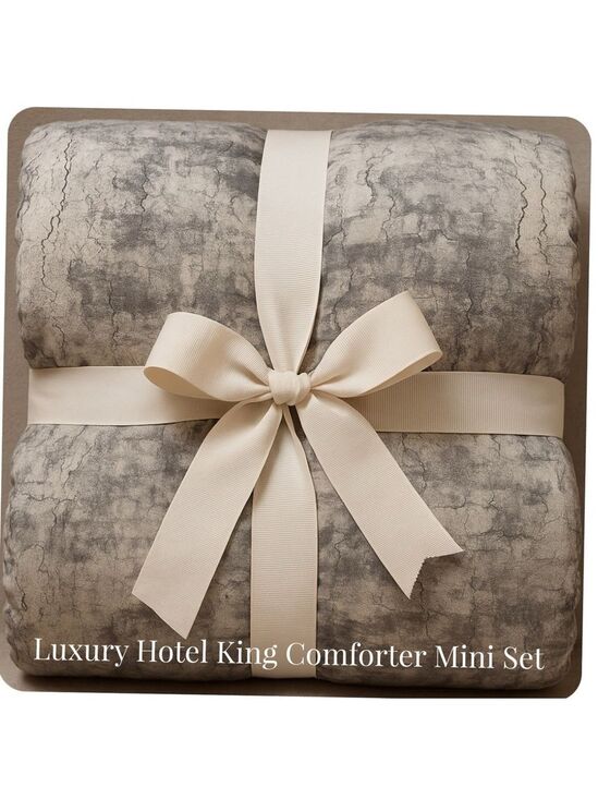Luxury Hotel Other - NWT $329 Luxury Hotel “Sterling” King Comforter Mini Set